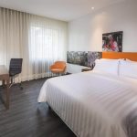 Hotel Hampton by Hilton Cali alojamiento en cali valle del cauca habitación