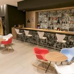 Ibis Cali Granada hotel santiago de cali alojamiento bar