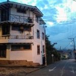 Hostal Aché B&B Cali, Opiniones, Dirección, Teléfono, Precios y Sitios cerca