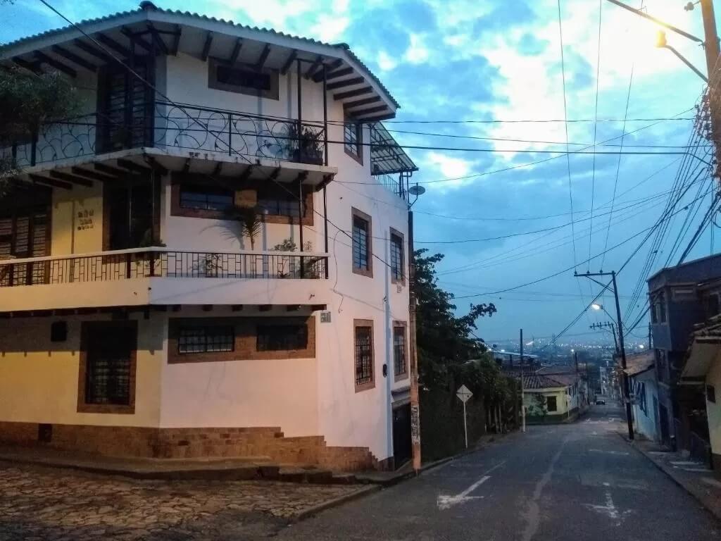 Aché B&B Cali Hostal