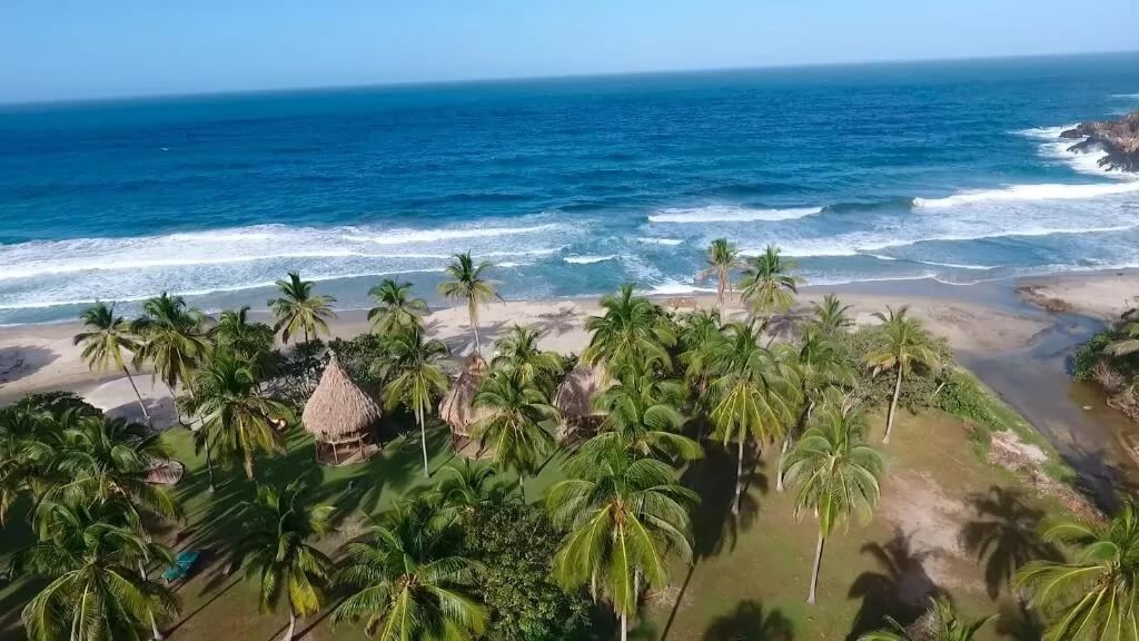 Brava Teyumakke Beach Hotel