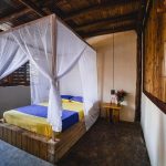 Tiki Hut Hostel Opiniones, Dirección, Teléfono, Tarifas y Sitios cerca