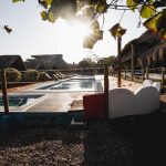 Tiki Hut Hostel Opiniones, Dirección, Teléfono, Tarifas y Sitios cerca