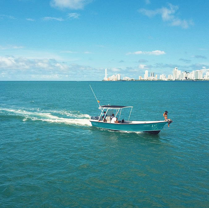 Roundtrip transfer by boat